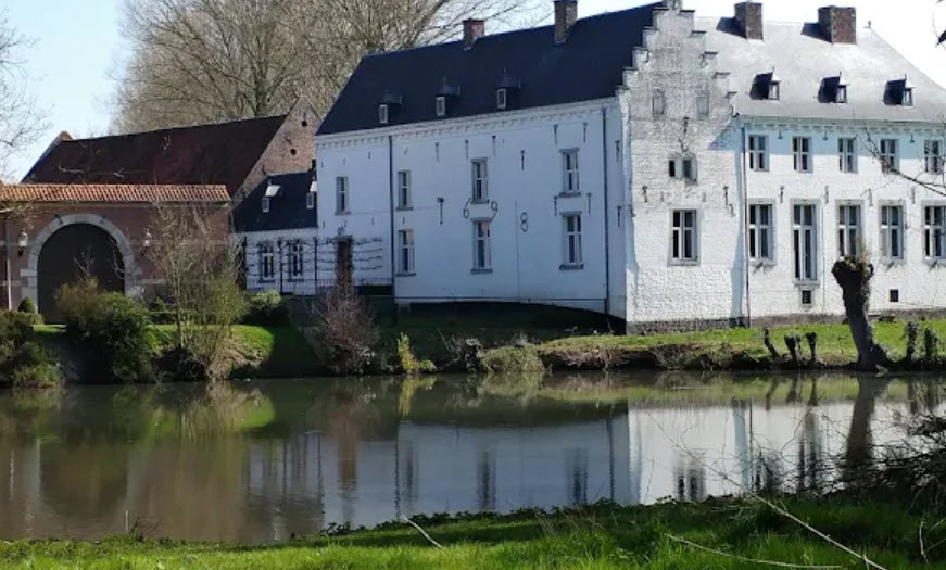 Castle of Rooi, Belgium